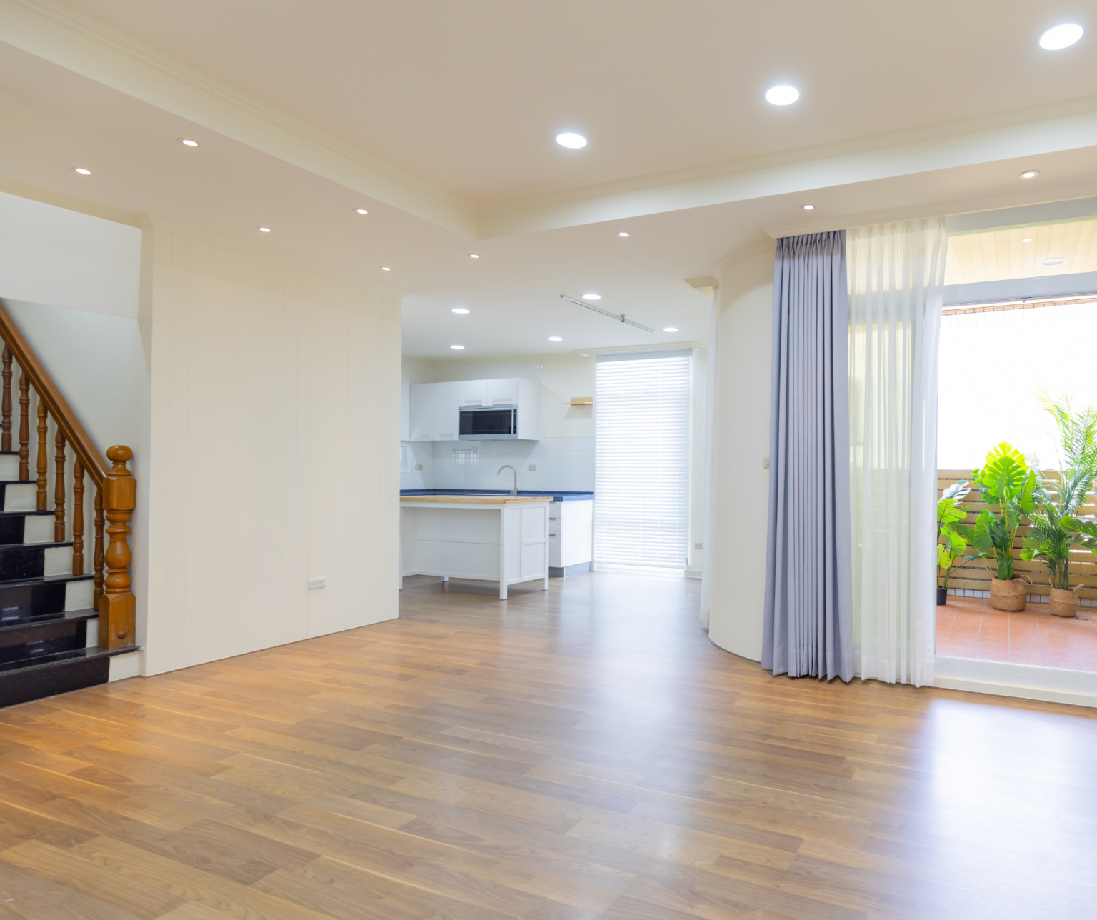 new home waiting for tenants to move in